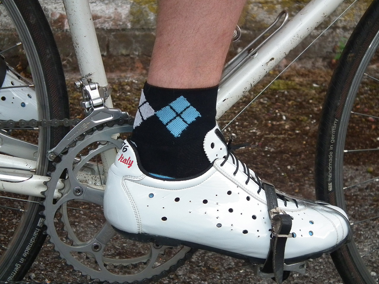 cycling clips and shoes